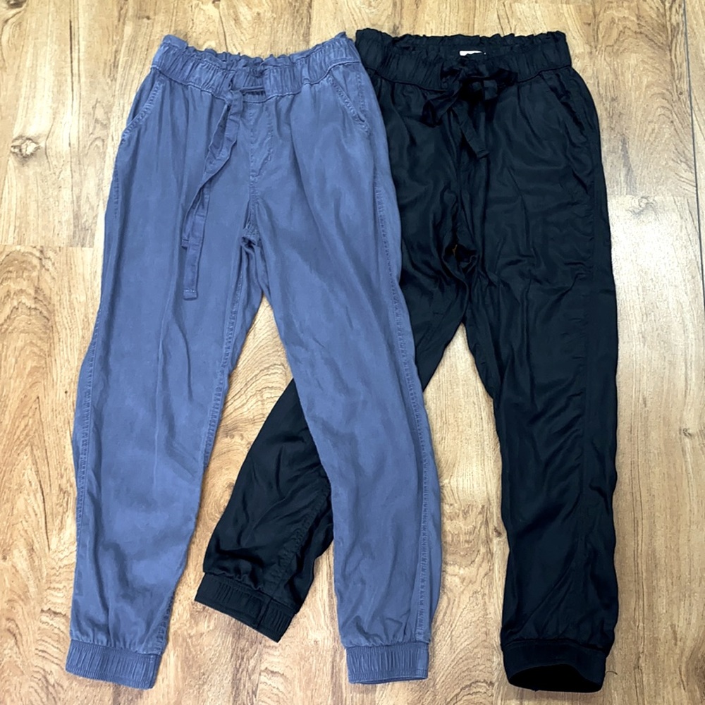 Lot of 2 Paperbag waist pants - black and blue EUC